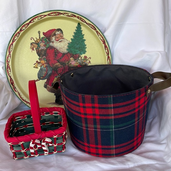 Christmas in June: Platter and Two Baskets 🧺 🎅🏻 - Picture 1 of 12